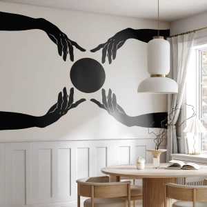 Fotomural Premium Sand - Manos negras y una esfera en simetría geométrica sobre un fondo claro. - 100x70cm - Una señal secreta - Decoración de pared moderna para salón y dormitorio ARTTOR
