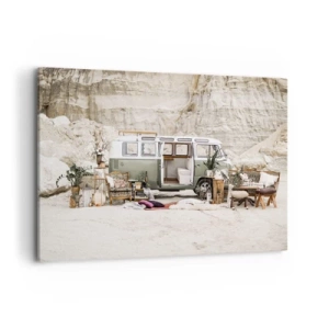 Cuadro sobre lienzo - Impresión de Imagen - Una caravana retro con diseño boho frente a un paisaje rocoso. - 120x80cm - Hora de empezar el viaje - Decoración de pared moderna para salón y dormitorio ARTTOR
