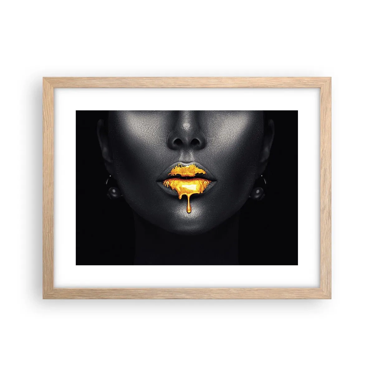 Póster en marco roble claro - Labios de oro - 40x30 cm
