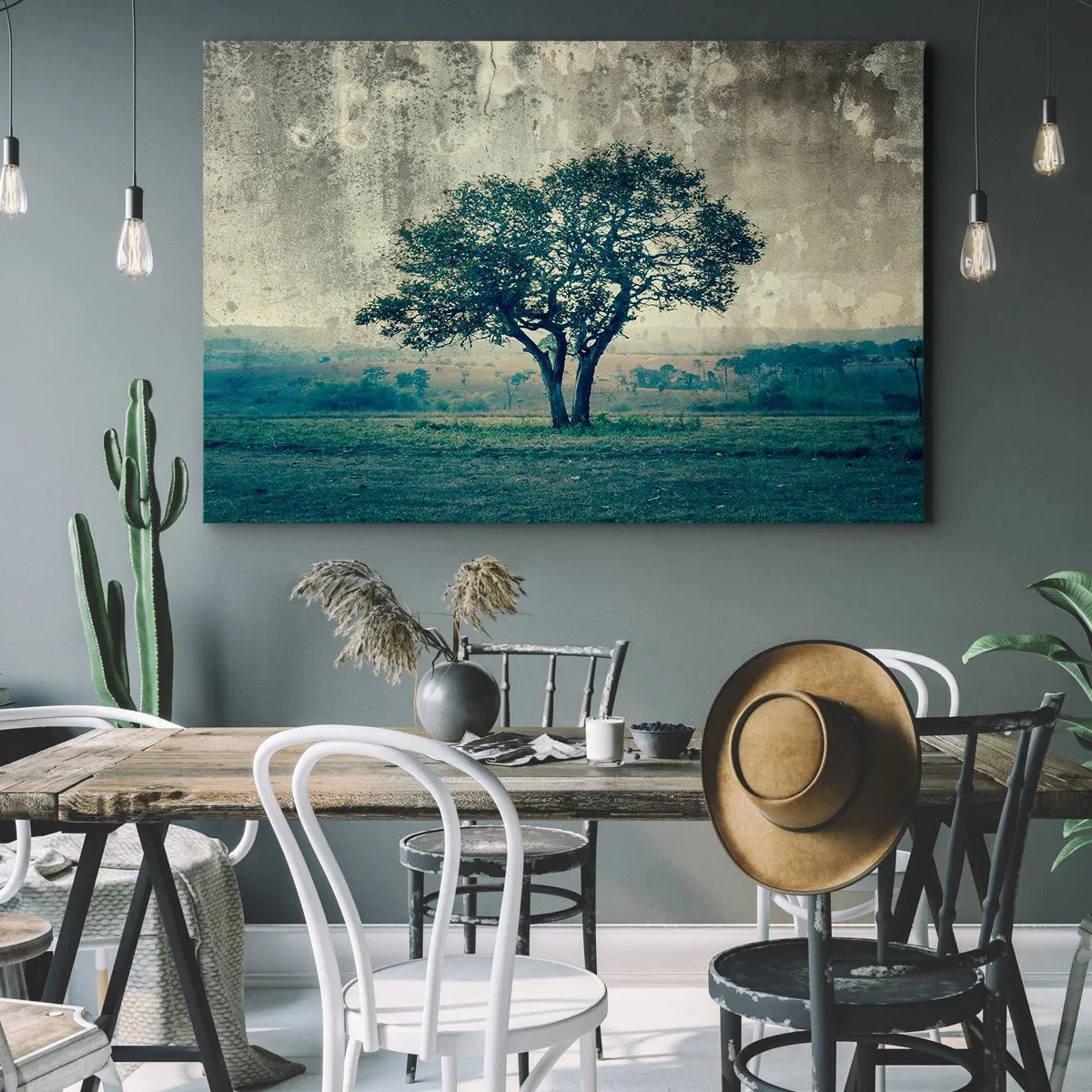 Cuadro sobre lienzo - Impresión de Imagen - Un árbol solitario contra un paisaje brumoso. - 70x50cm - El manzano - Decoración de pared moderna para salón y dormitorio ARTTOR