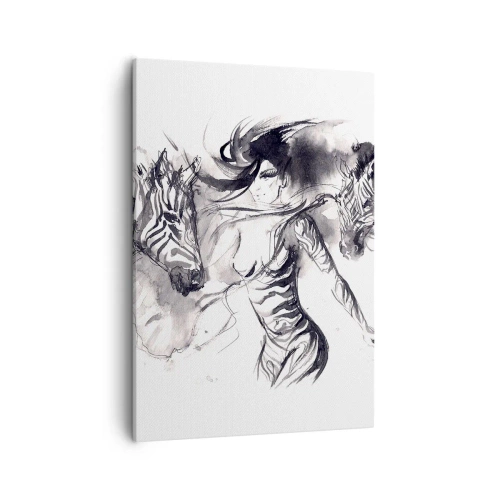 Cuadro sobre lienzo - Impresión de Imagen - Una mujer en una danza dinámica con cebras en una estética en blanco y negro. - 50x70cm - Bailando con las cebras - Decoración de pared moderna para salón y dormitorio ARTTOR