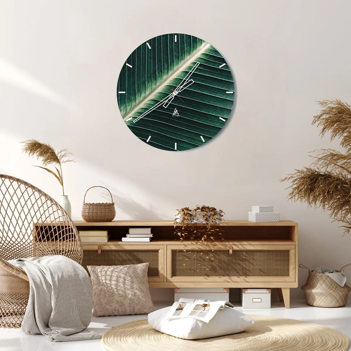 Reloj de pared - Reloj de vidrio - Un primer plano de una hoja en tonos verdes. - 30x30cm - El ritmo de la naturaleza - Decoración de pared moderna para salón, cocina y dormitorio ARTTOR