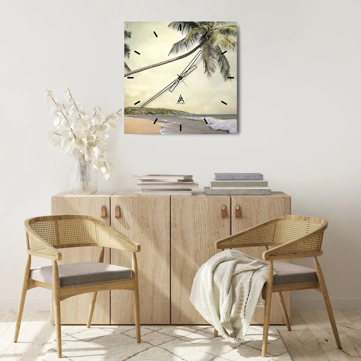 Reloj de pared - Reloj de vidrio - Una playa con palmeras con el mar en calma como telón de fondo. - 30x30cm - Sueño tropical - Decoración de pared moderna para salón y dormitorio ARTTOR