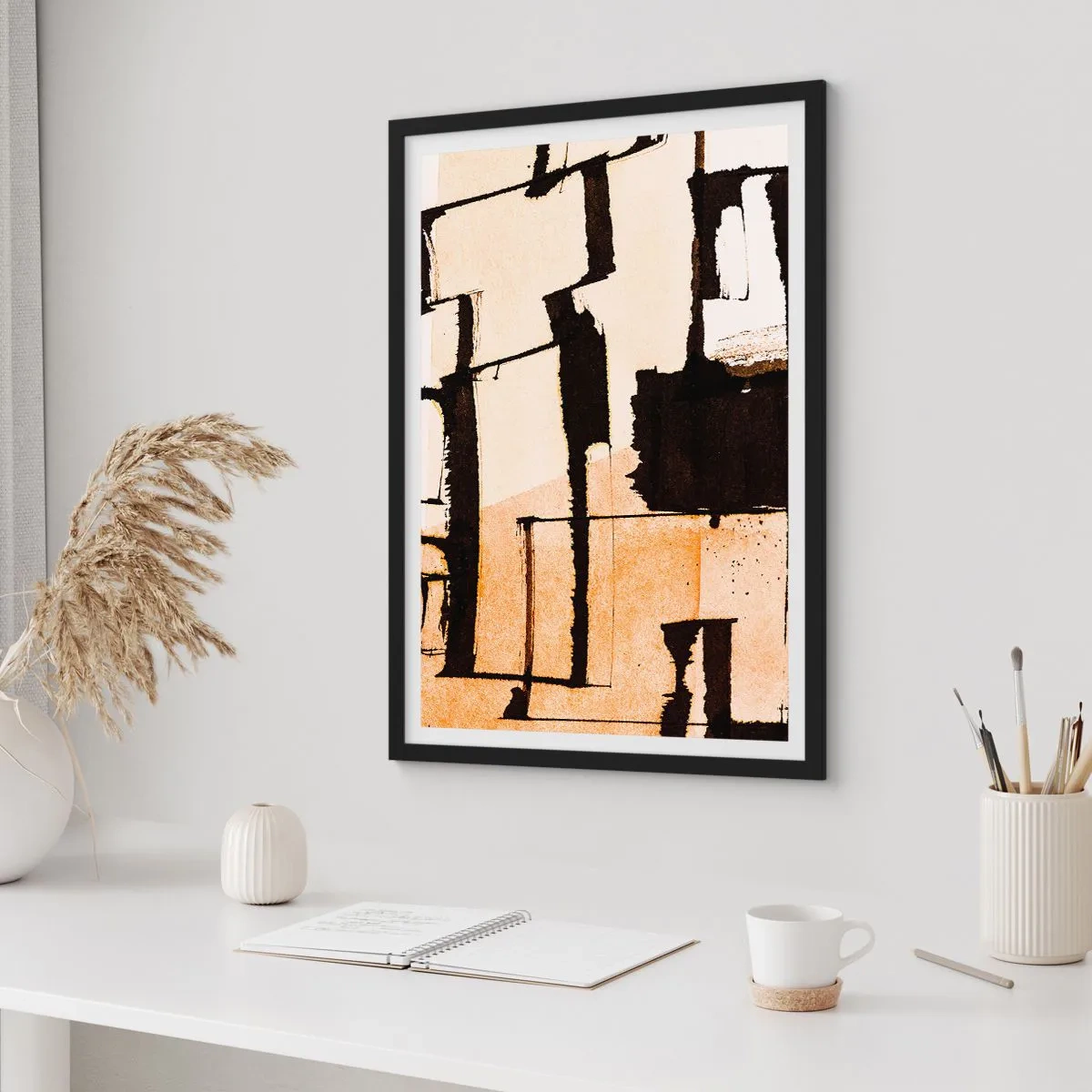 Póster en marco negro - Una composición abstracta de formas geométricas en tonos beige y negro. - 50x70cm - Aun así hay orden - Decoración de pared moderna para salón y dormitorio ARTTOR