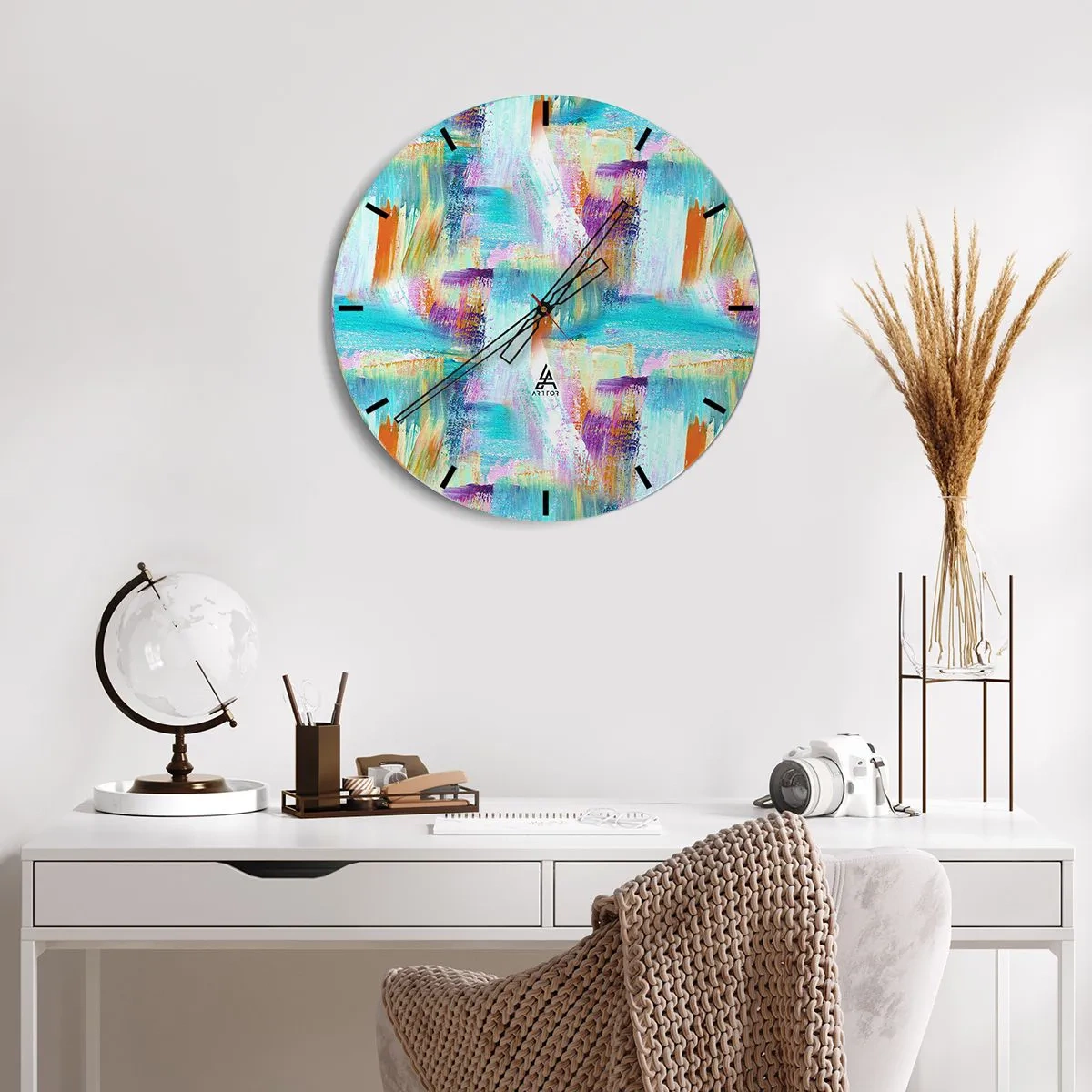 Reloj de pared - Reloj de vidrio - Un alegre traductor de garabatos - 30x30 cm