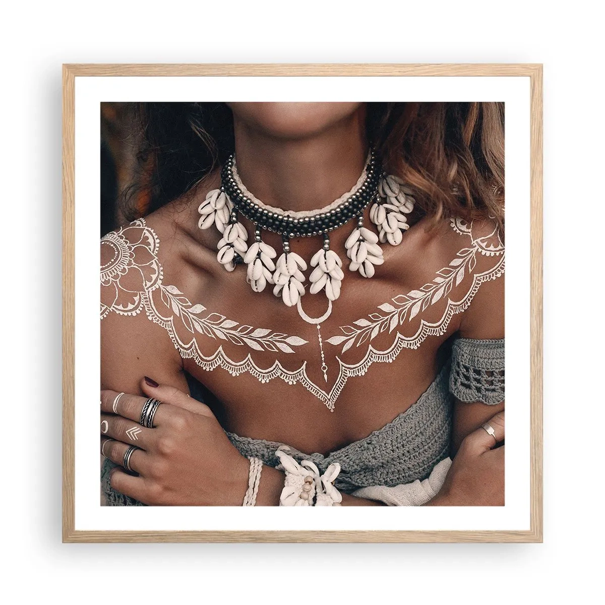 Póster en marco roble claro - Talismanes, rituales de feminidad - 60x60 cm