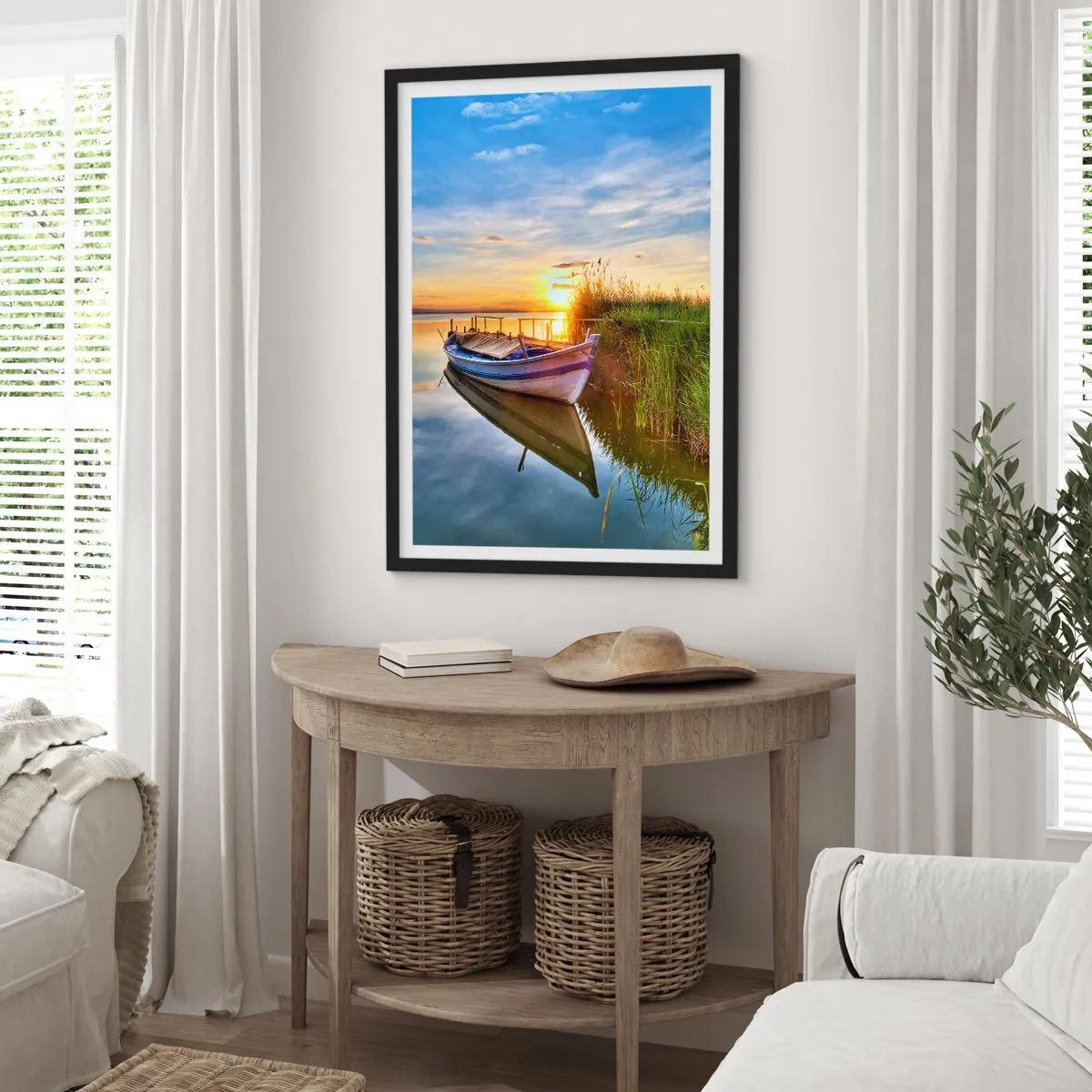 Póster en marco negro - Un barco en un lago tranquilo al atardecer. - 50x70cm - Sueños cumplidos - Decoración de pared moderna para salón y dormitorio ARTTOR