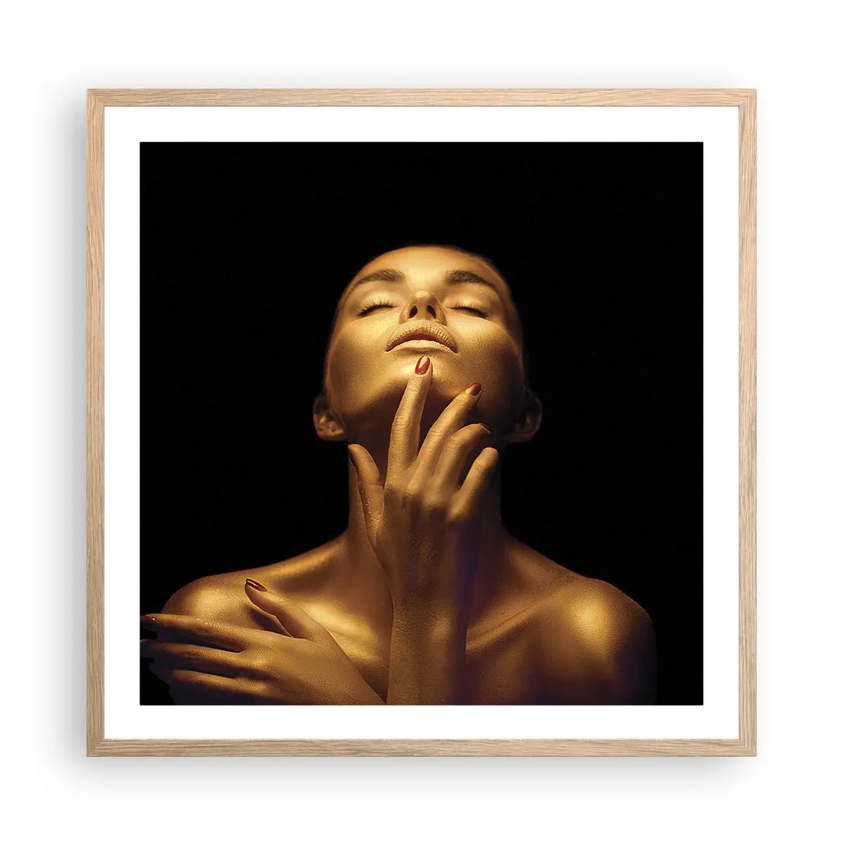 Póster en marco roble claro - Como seda dorada - 60x60 cm