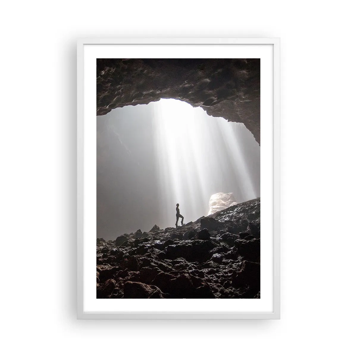 Póster en marco blanco - Gruta luminosa - 50x70 cm