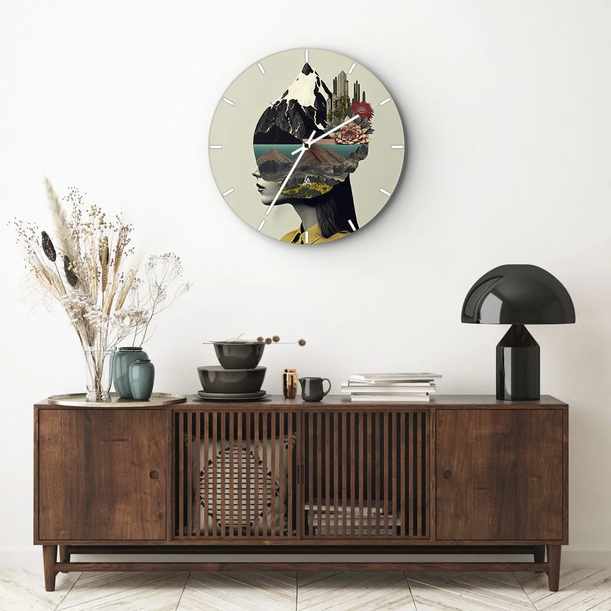 Reloj de pared - Reloj de vidrio - Retrato artístico de una mujer con un paisaje y flores en la cabeza. - 30x30cm - La mujer, siempre un misterio - Decoración de pared moderna para salón, cocina y dormitorio ARTTOR