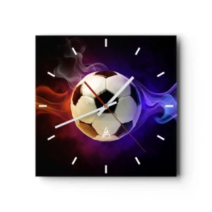 Reloj de pared - Reloj de vidrio - Un balón de fútbol rodeado de efectos de humo de colores sobre un fondo oscuro. - 30x30cm - El poder mágico del juego - Decoración de pared moderna para salón y dormitorio ARTTOR