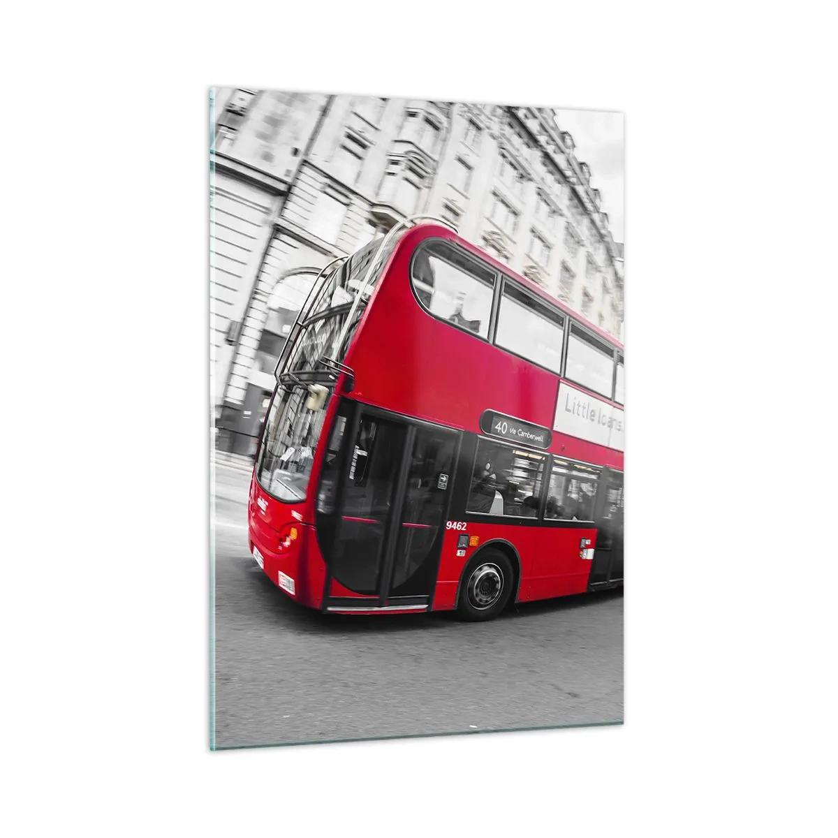 Cuadro sobre vidrio - Impresiones sobre Vidrio - Un autobús rojo en movimiento con las calles de Londres como telón de fondo. - 50x70cm - Londres tradicional - en autobús - Decoración de pared moderna para salón y dormitorio ARTTOR