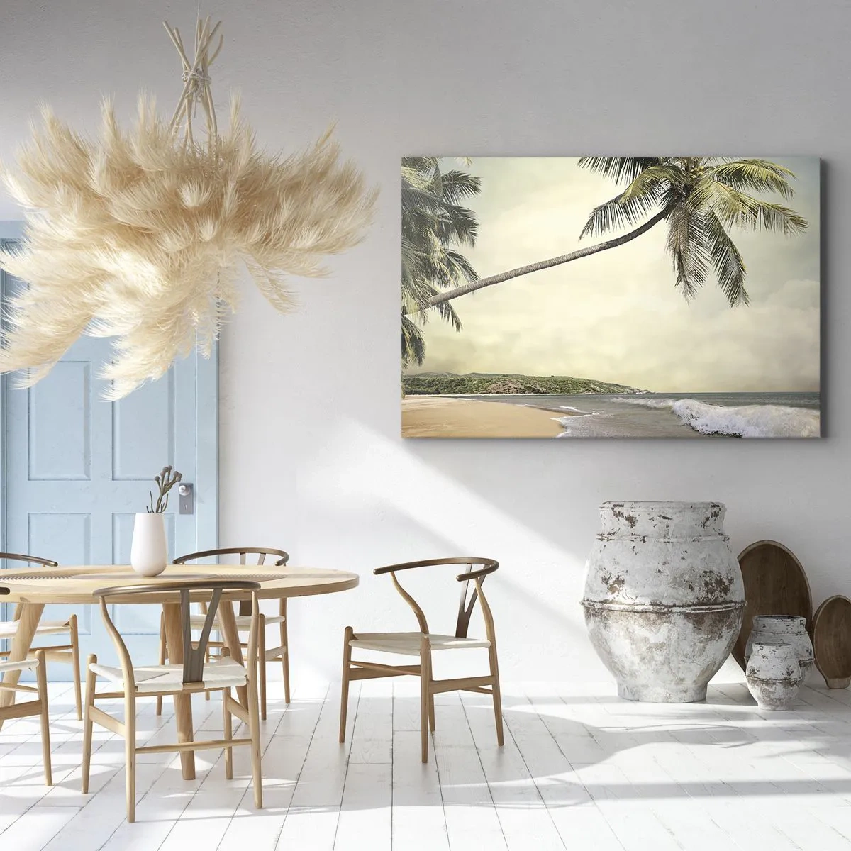 Cuadro sobre lienzo - Impresión de Imagen - Una playa con palmeras con el mar en calma como telón de fondo. - 70x50cm - Sueño tropical - Decoración de pared moderna para salón y dormitorio ARTTOR