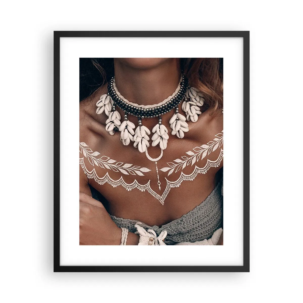 Póster en marco negro - Talismanes, rituales de feminidad - 40x50 cm
