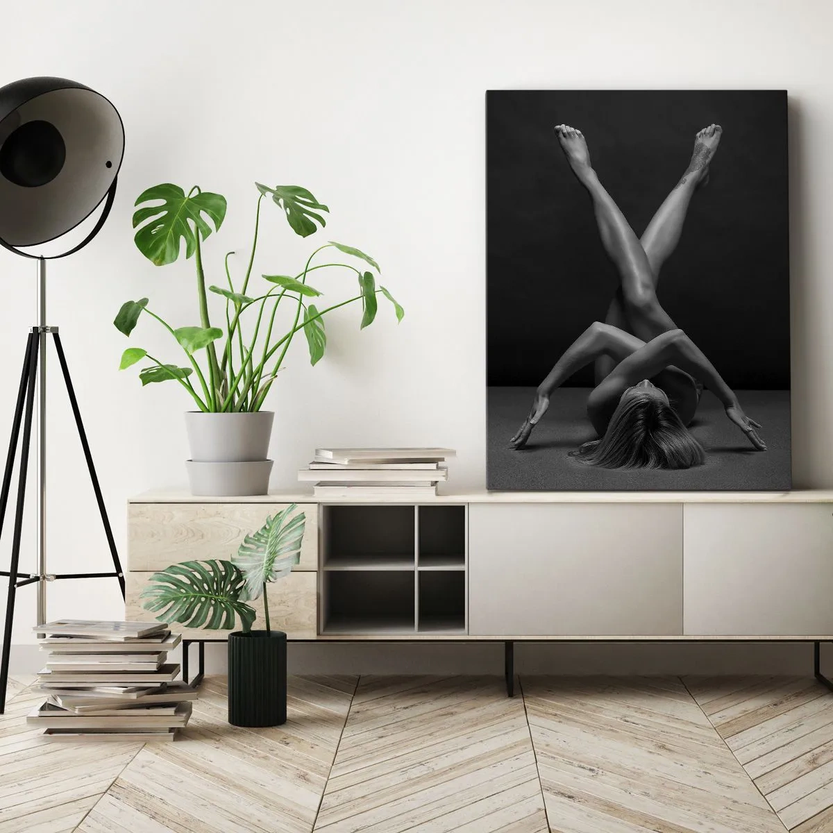 Cuadro sobre lienzo - Impresión de Imagen - Una interpretación artística de una mujer en blanco y negro. - 50x70cm - Geometría al desnudo - Decoración de pared moderna para salón y dormitorio ARTTOR