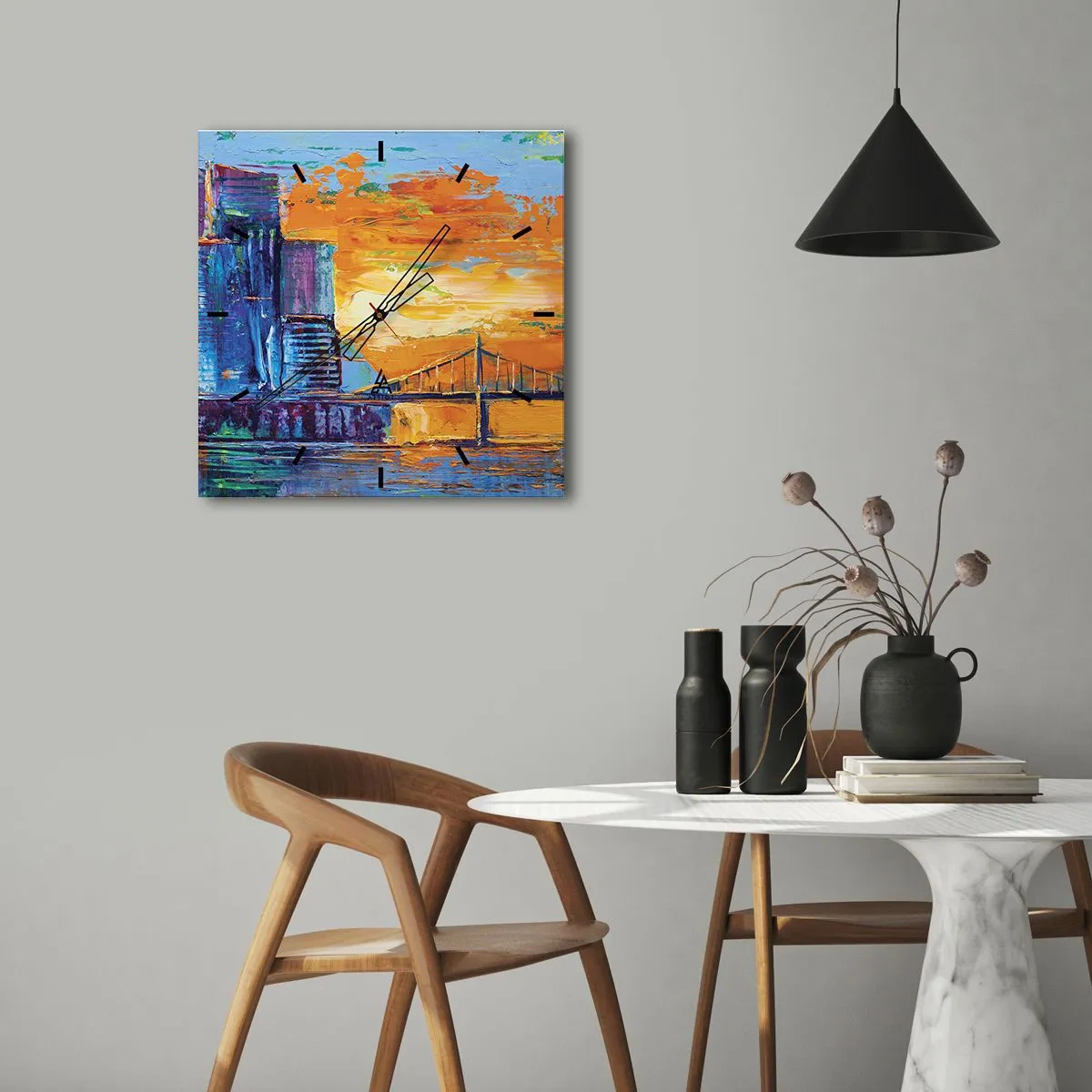 Reloj de pared - Reloj de vidrio - Una ciudad colorida con un puente al atardecer - 30x30cm - Cultura y naturaleza - Decoración de pared moderna para salón y dormitorio ARTTOR