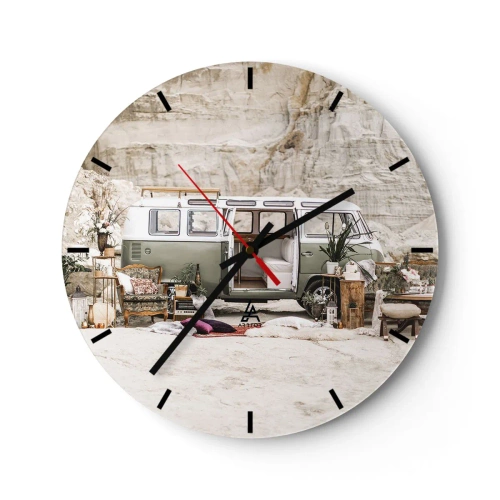 Reloj de pared - Reloj de vidrio - Una autocaravana con elementos decorativos sobre un fondo de paisaje natural. - 30x30cm - Hora de empezar el viaje - Decoración de pared moderna para salón, cocina y dormitorio ARTTOR