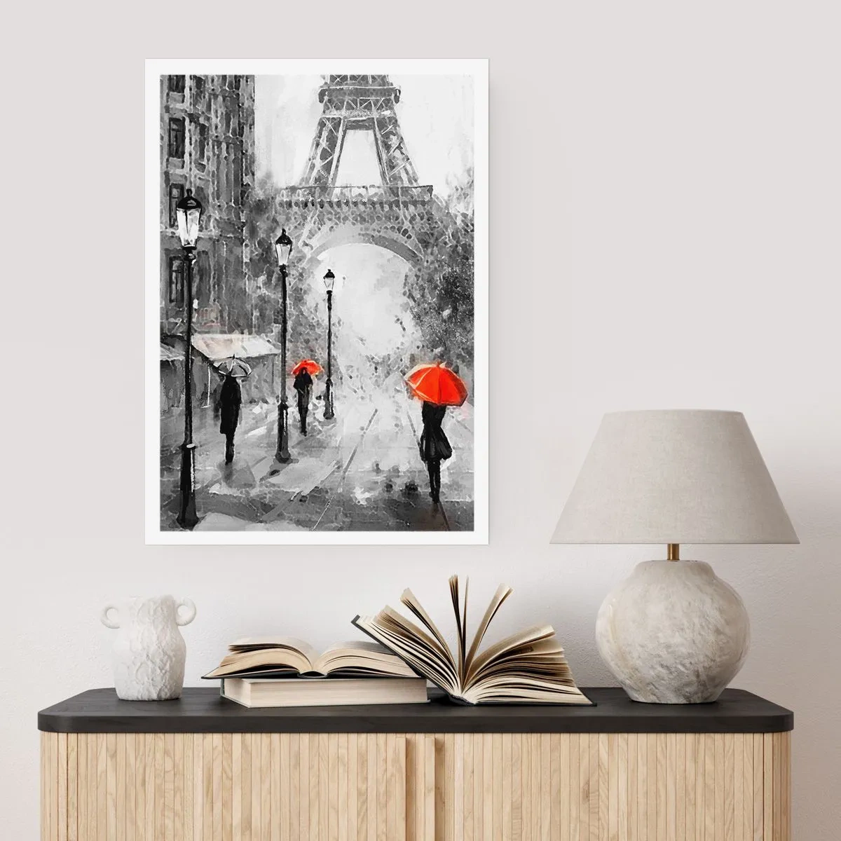 Póster - Torre Eiffel en blanco y negro con paraguas rojos bajo la lluvia - 50x70cm - Todos los caminos conducen a ella - Decoración de pared moderna para salón y dormitorio ARTTOR