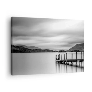 Cuadro sobre lienzo - Impresión de Imagen - Paisaje en blanco y negro con un muelle sobre un lago. - 70x50cm - Dulzura y la fuerza - Decoración de pared moderna para salón y dormitorio ARTTOR