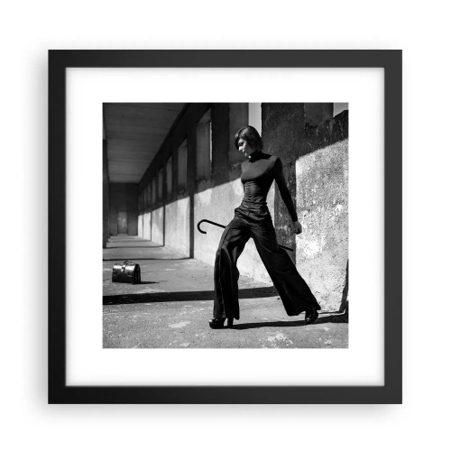 Póster en marco negro -  Elegancia urbana - 30x30 cm