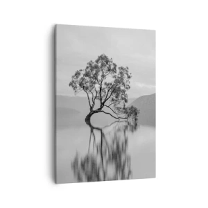 Cuadro sobre lienzo - Impresión de Imagen - Un árbol solitario reflejado en el agua con montañas al fondo. - 50x70cm - Existe tal lugar en el mundo - Decoración de pared moderna para salón y dormitorio ARTTOR