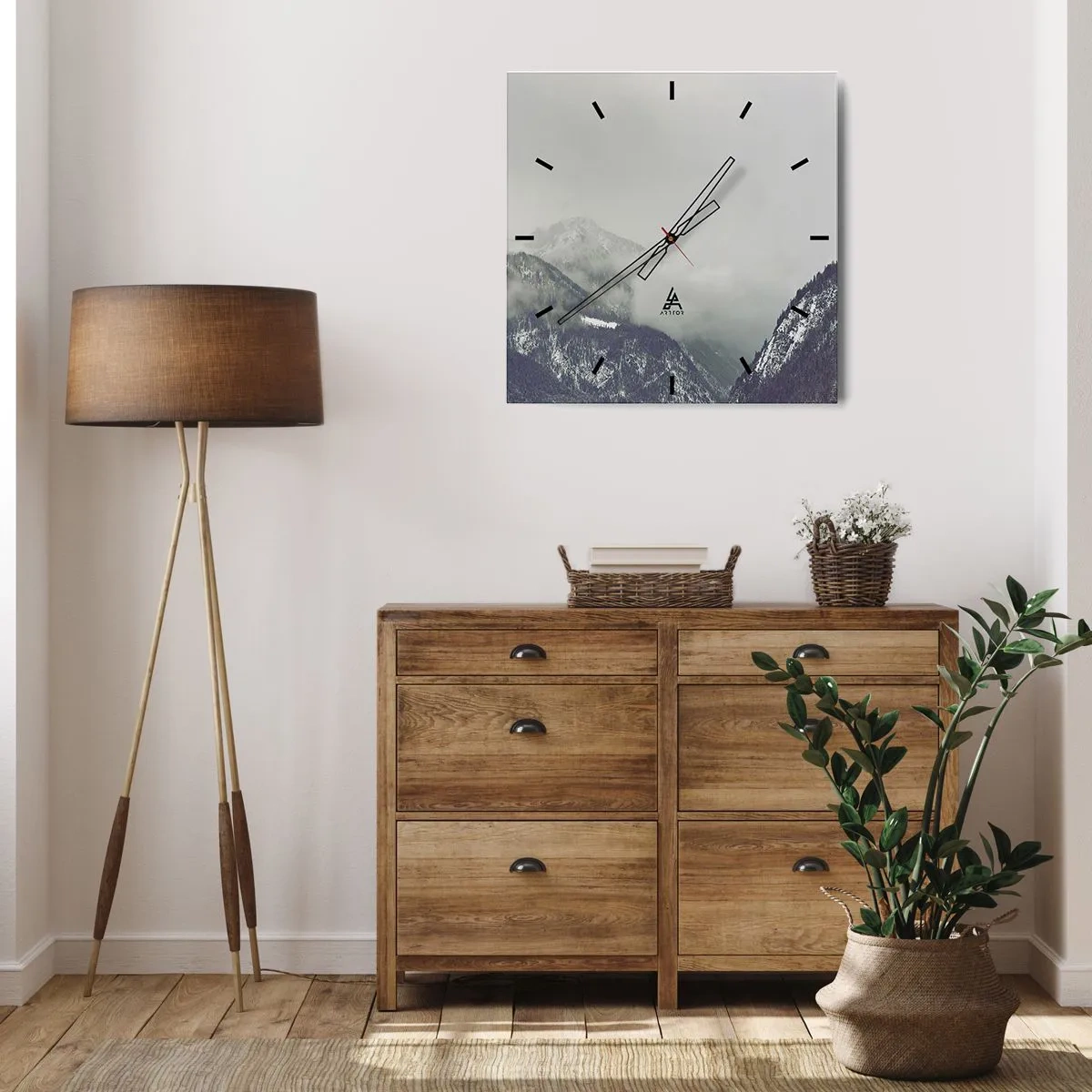 Reloj de pared - Reloj de vidrio - Un valle de montaña envuelto en niebla en tonos grises. - 30x30cm - Valle de la niebla - Decoración de pared moderna para salón y dormitorio ARTTOR
