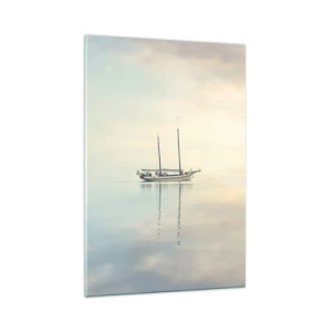Cuadro sobre vidrio - Impresiones sobre Vidrio - Un barco en un mar en calma bajo una luz suave. - 70x100cm - En un mar de silencio - Decoración de pared moderna para salón y dormitorio ARTTOR