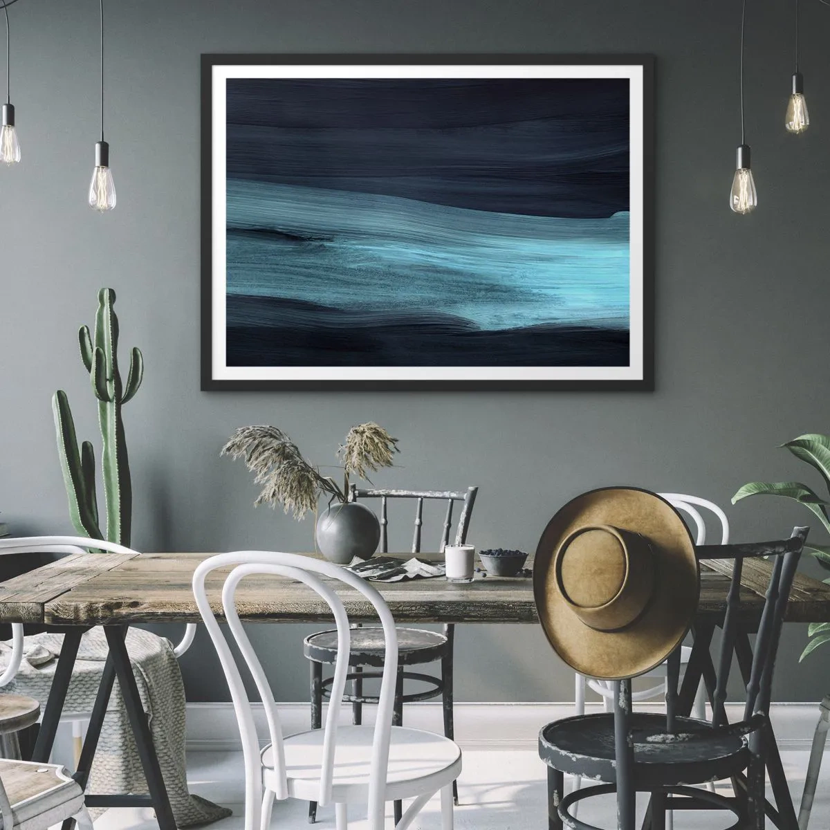 Póster en marco negro - Ondas abstractas sutiles en tonos oscuros de azul. - 70x50cm - Nadar con la corriente - Decoración de pared moderna para salón y dormitorio ARTTOR