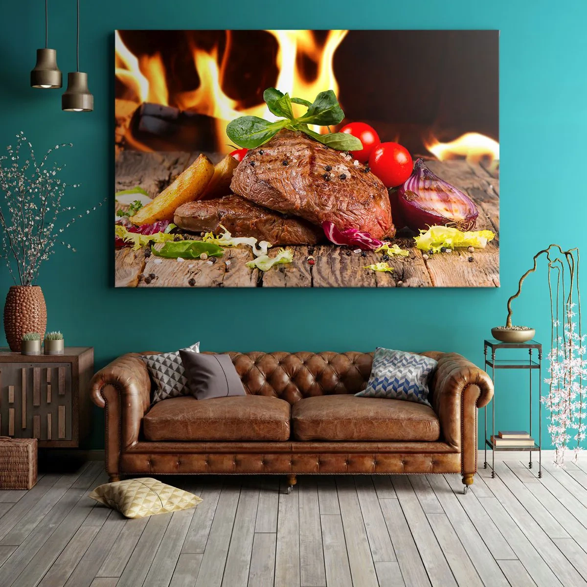 Cuadro sobre lienzo - Impresión de Imagen - Filete a la parrilla con acompañamientos con el telón de fondo de las llamas. - 120x80cm - Embrujo de fuego - Decoración de pared moderna para salón y dormitorio ARTTOR