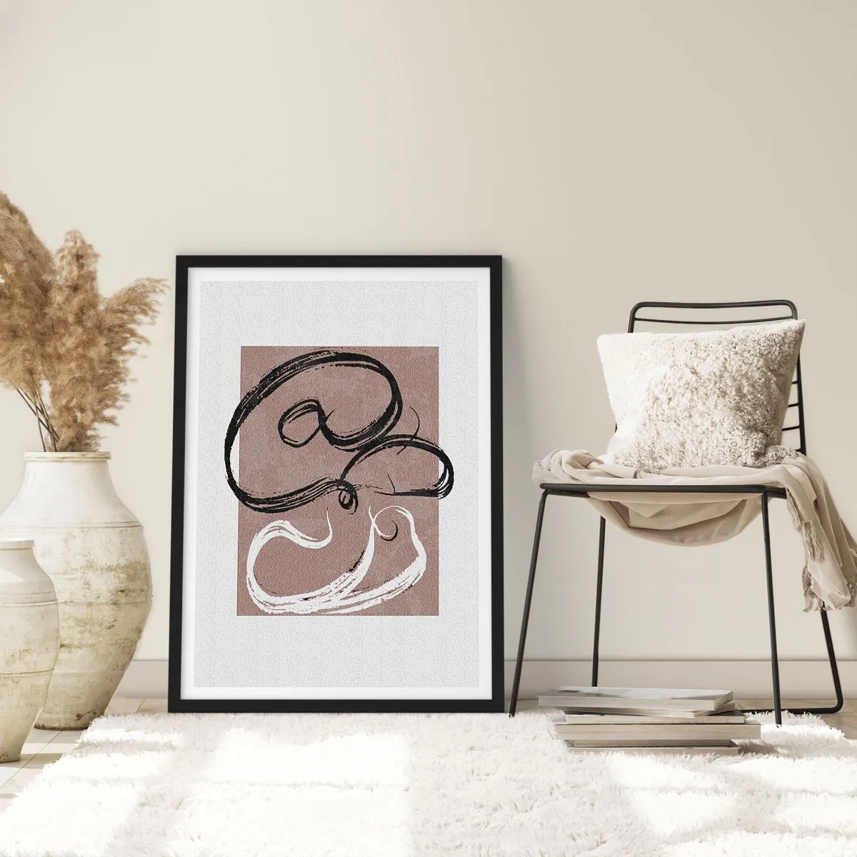 Póster en marco negro - Composición abstracta con pinceladas dinámicas en blanco y negro sobre fondo marrón. - 50x70cm - Composición: la búsqueda de la plenitud - Decoración de pared moderna para salón y dormitorio ARTTOR