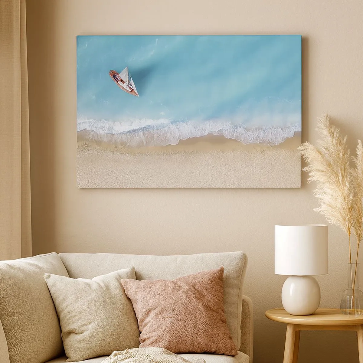 Cuadro sobre lienzo - Impresión de Imagen - Una vista de pájaro de un barco en la playa. - 70x50cm - Frontera celeste y dorada - Decoración de pared moderna para salón y dormitorio ARTTOR