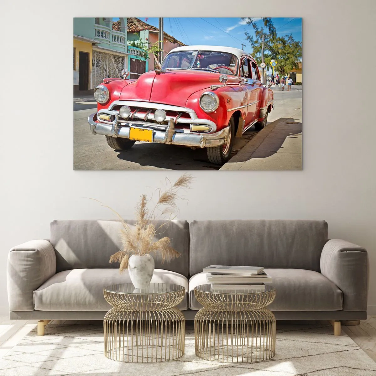 Cuadro sobre vidrio - Impresiones sobre Vidrio - Coche clásico rojo en una calle de la ciudad - 100x70cm - Solo en Cuba - Decoración de pared moderna para salón y dormitorio ARTTOR
