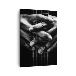 Cuadro sobre lienzo - Impresión de Imagen - Manos unidas sobre una guitarra en un tono monocromático. - 50x70cm - La oración del artista - Decoración de pared moderna para salón y dormitorio ARTTOR