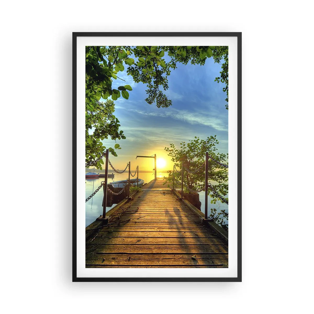 Póster en marco negro - Atardecer junto al agua - 61x91 cm