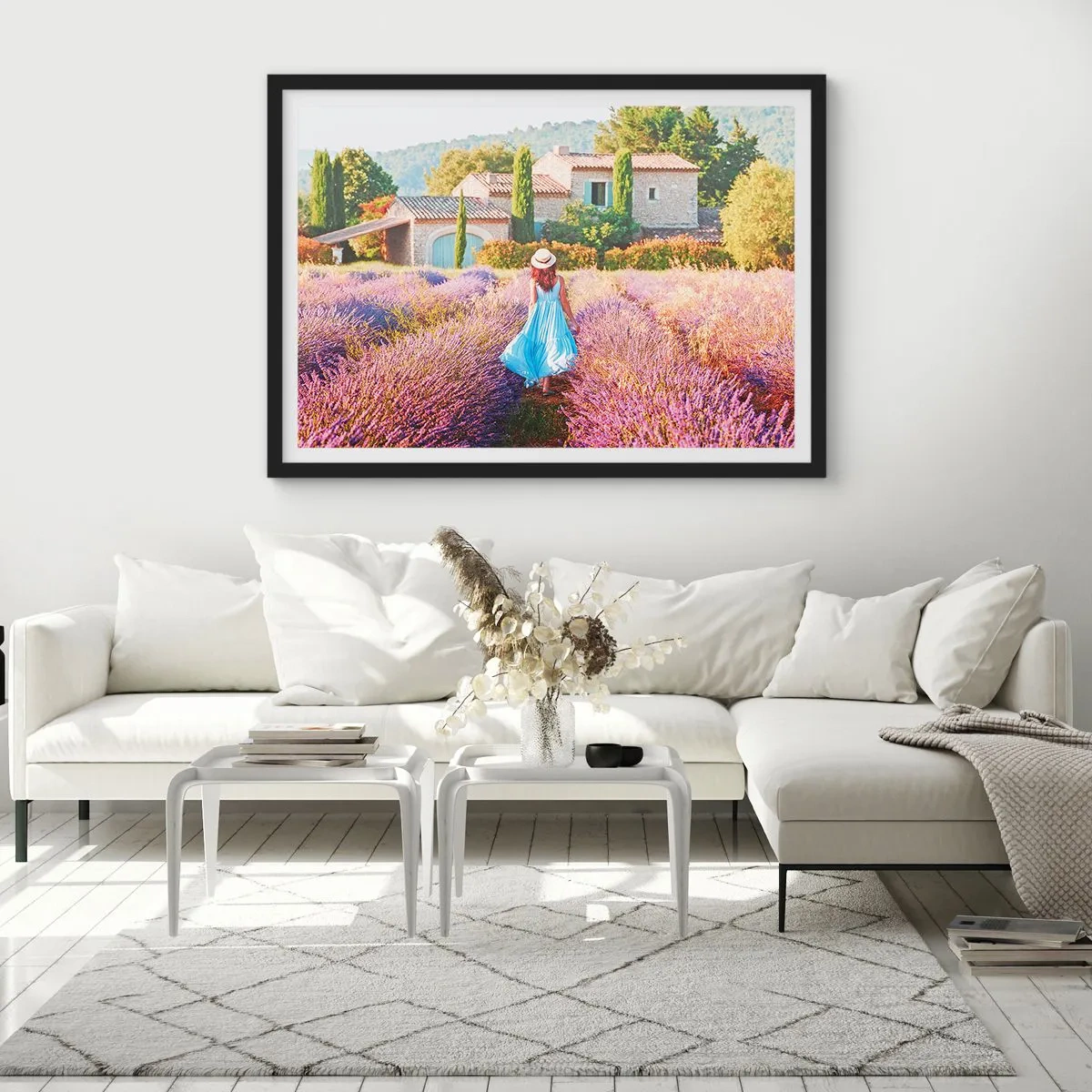 Póster en marco negro - La chica de la lavanda - 91x61 cm