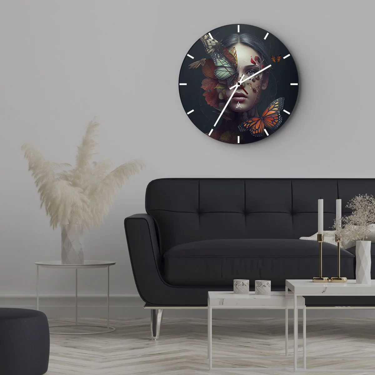 Reloj de pared - Reloj de vidrio - Una mujer con mariposas y hojas en su cara en una composición artística. - 30x30cm - Una metamorfosis maravillosa - Decoración de pared moderna para salón, cocina y dormitorio ARTTOR