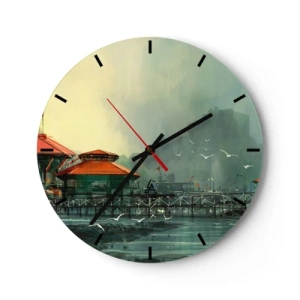 Reloj de pared - Reloj de vidrio - Una escena portuaria con un muelle y edificios contra un cielo nublado. - 30x30cm - Un día soleado en el puerto - Decoración de pared moderna para salón, cocina y dormitorio ARTTOR