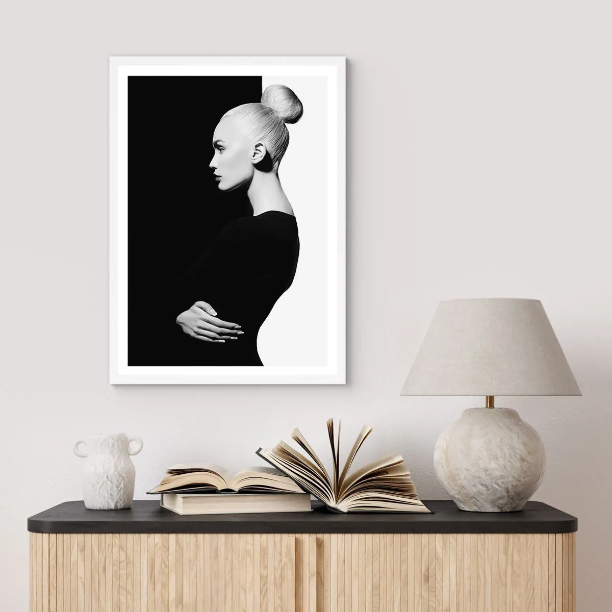 Póster en marco blanco - Simplemente femenina - 40x50 cm