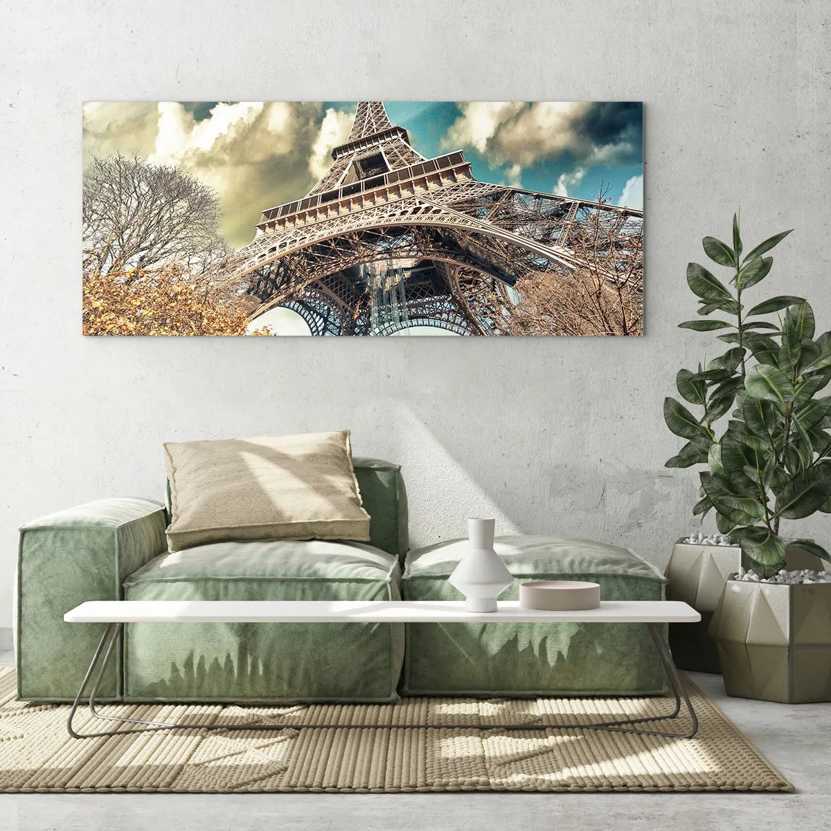 Cuadro sobre vidrio - Impresiones sobre Vidrio - La Torre Eiffel desde abajo en un entorno otoñal - 140x50cm - Y en París, en otoño... - Decoración de pared moderna para salón y dormitorio ARTTOR