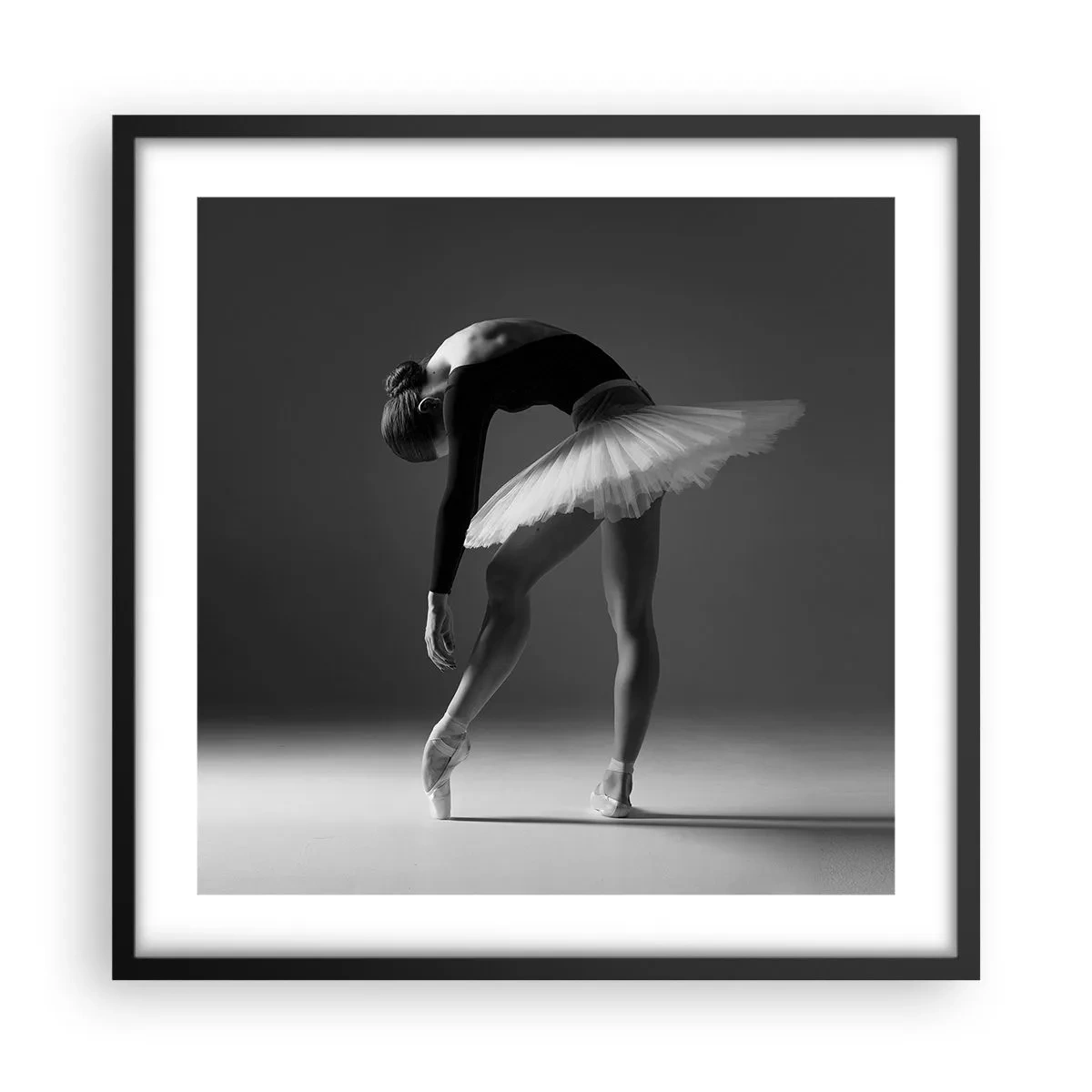 Póster en marco negro - Bella bailarina - 50x50 cm