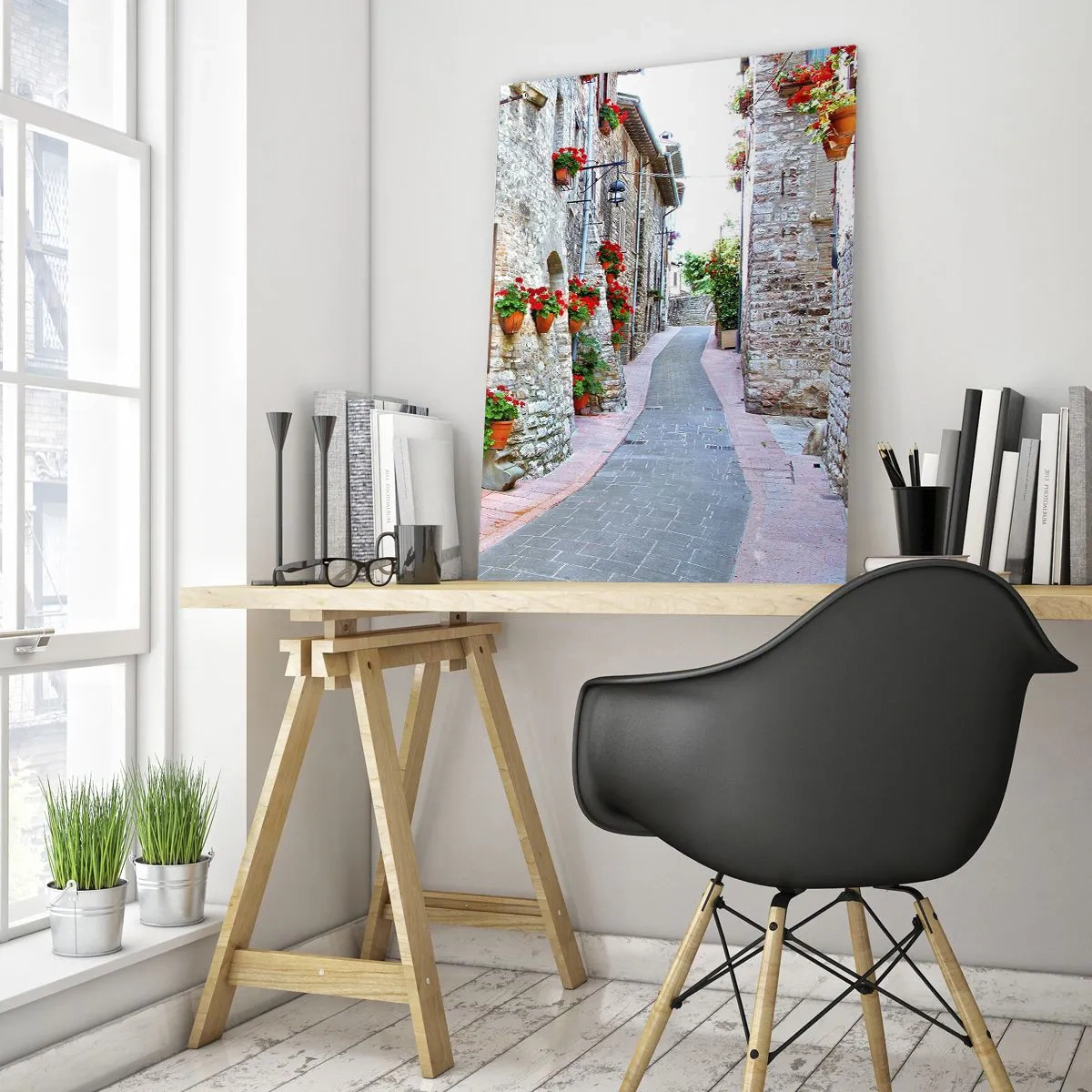 Cuadro sobre vidrio - Impresiones sobre Vidrio - Una calle pintoresca con paredes de piedra y flores rojas. - 50x70cm - Ambiente italiano - Decoración de pared moderna para salón y dormitorio ARTTOR