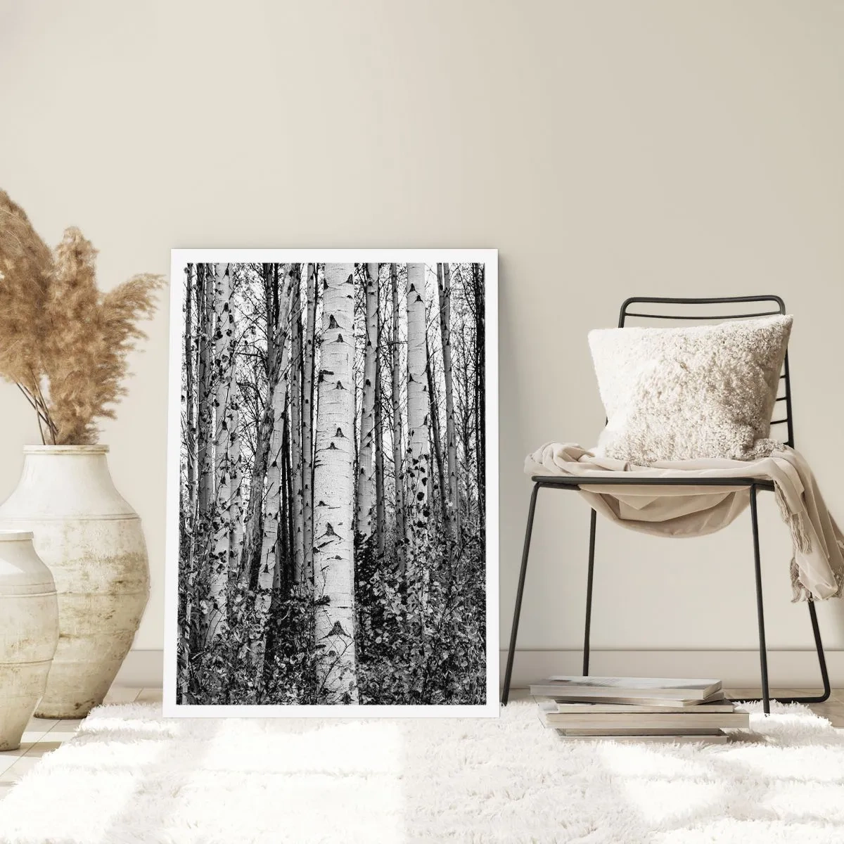 Póster - Los abedules blancos y negros forman un bosque simétrico. - 50x70cm - Columnas de abedules - Decoración de pared moderna para salón y dormitorio ARTTOR