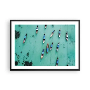 Póster en marco negro - Una vista aérea de barcos en aguas turquesas. - 70x50cm - En alegre espera - Decoración de pared moderna para salón y dormitorio ARTTOR