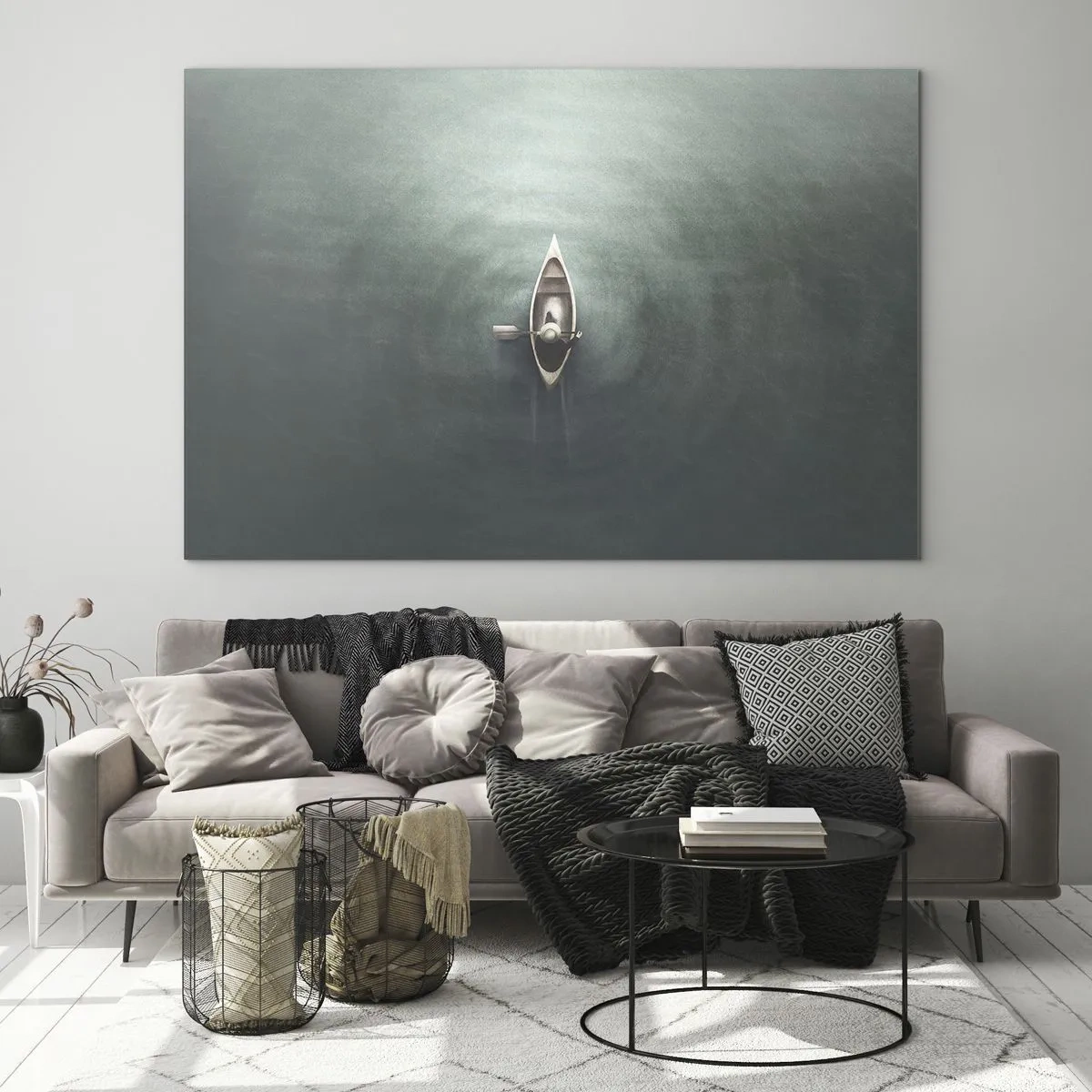 Cuadro sobre vidrio - Impresiones sobre Vidrio - Un barco solitario a la deriva en un lago tranquilo y verdoso. - 70x50cm - A través de un lago iluminado por la luna - Decoración de pared moderna para salón y dormitorio ARTTOR