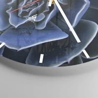 Esfera sin numeración, con rayas