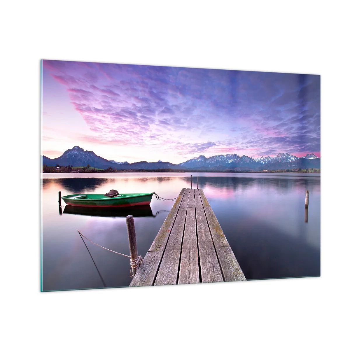 Cuadro sobre vidrio - Impresiones sobre Vidrio - Barco verde en un muelle con un fondo de montañas al amanecer - 100x70cm - Un silencio amistoso - Decoración de pared moderna para salón y dormitorio ARTTOR