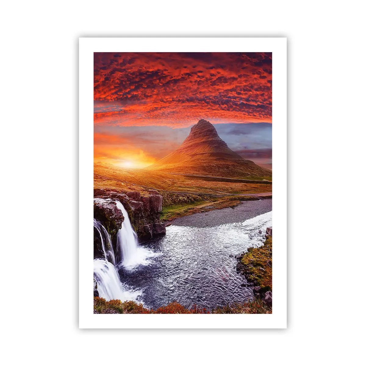 Póster - La montaña y la cascada iluminadas por los rayos del sol poniente. - 50x70cm - Una vista de la Tierra Media - Decoración de pared moderna para salón y dormitorio ARTTOR