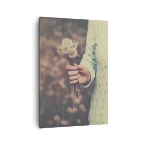 Cuadro sobre lienzo - Impresión de Imagen - Una mano sosteniendo dientes de león contra un fondo borroso de un campo lleno de flores. - 70x100cm - Deténgalos, por favor - Decoración de pared moderna para salón y dormitorio ARTTOR