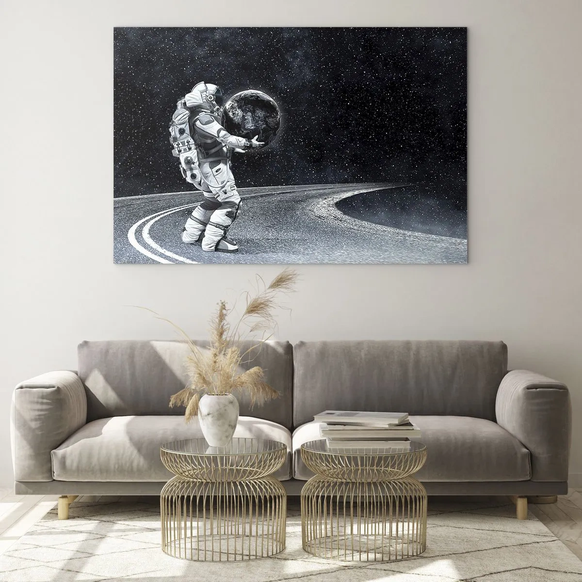 Cuadro sobre vidrio - Impresiones sobre Vidrio - Un astronauta que lleva la Tierra en su camino a través del universo. - 100x70cm - En la Vía Láctea - Decoración de pared moderna para salón y dormitorio ARTTOR