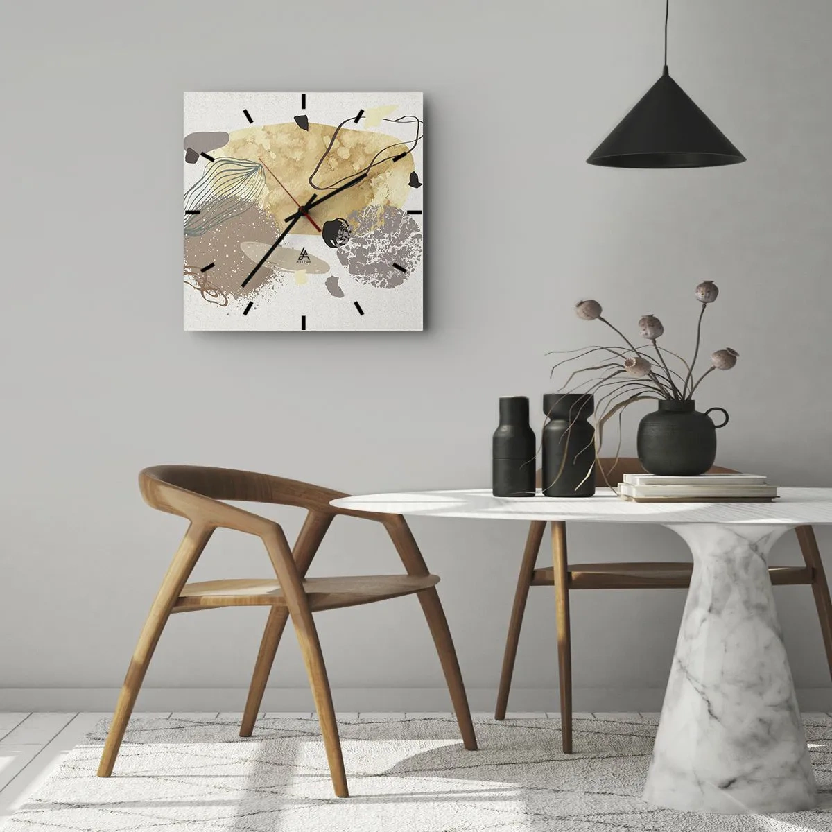 Reloj de pared - Reloj de vidrio - Una composición de formas abstractas en beige y amarillo. - 30x30cm - Plumología aplicada - Decoración de pared moderna para salón y dormitorio ARTTOR